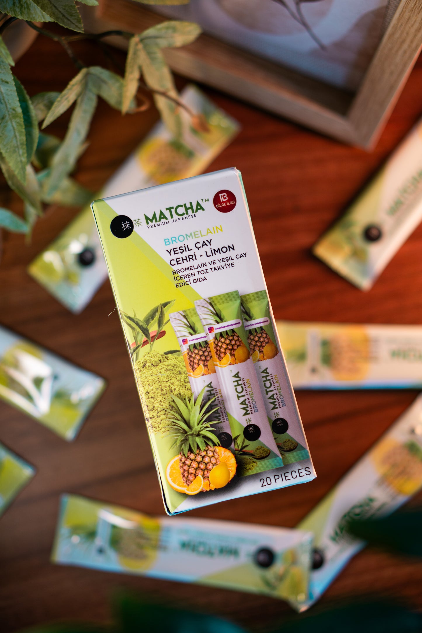 Matcha Premium Japanese Matcha & Bromelain Flavored Detox Tea
